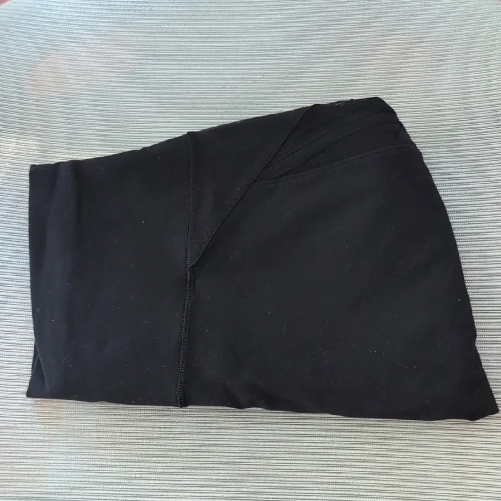 lululemon like new - All The Right Places High-Rise Crop Mesh Lattice - 8 - Picture 2 of 6